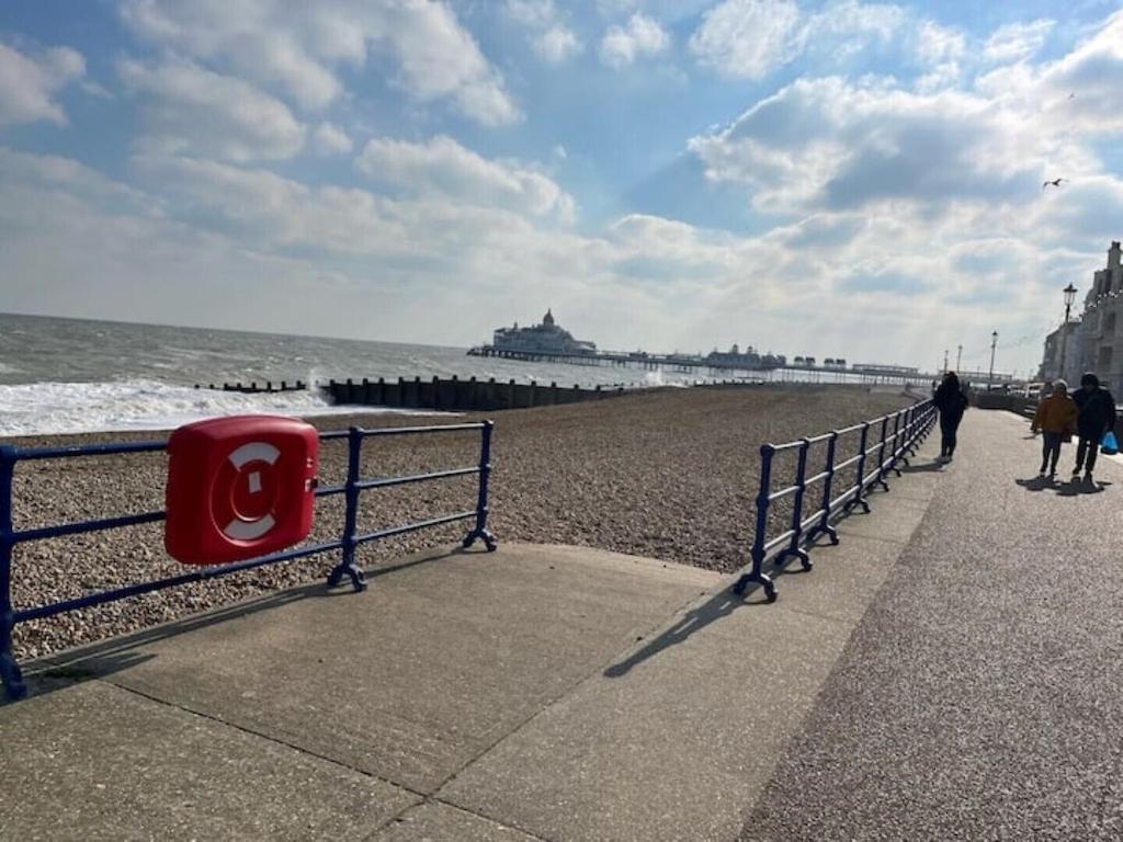 "The Quirky" Seafront Apartment Tournoi d'Tournoi d'Eastbourne Extérieur photo